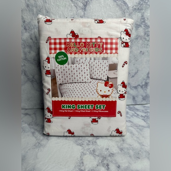 Hello Kitty and Friends Christmas Candy Cane King Sheet Set - Picture 1 of 3